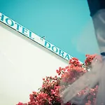 Apart-hotel Dora's &