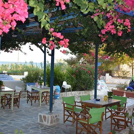 Aparthotel Dora's & 2*