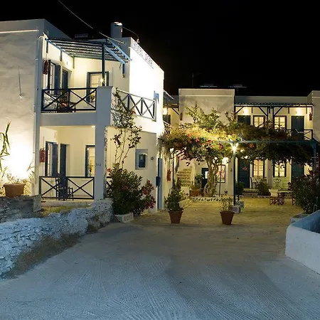 Aparthotel Dora's & 2*