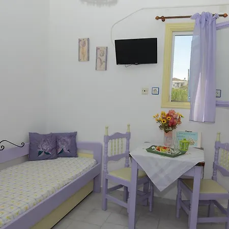 Aparthotel Dora's &