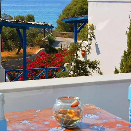 Dora's & Aparthotel Megas Gialos - Nites