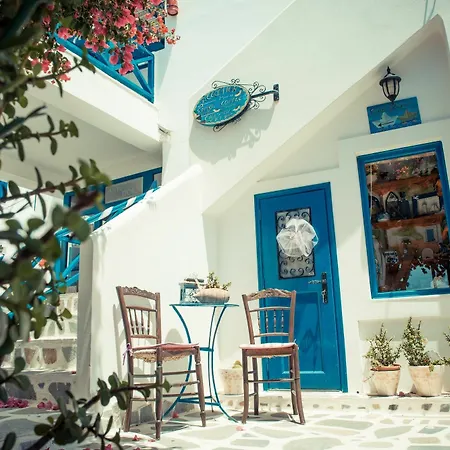 Aparthotel Dora's &