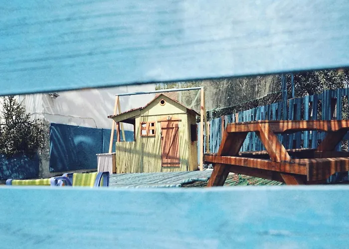 Dora's & Lägenhetshotell Mégas Yialós-Nítes