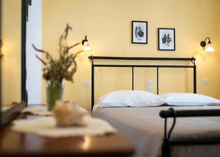 Dora's & Lägenhetshotell 2*