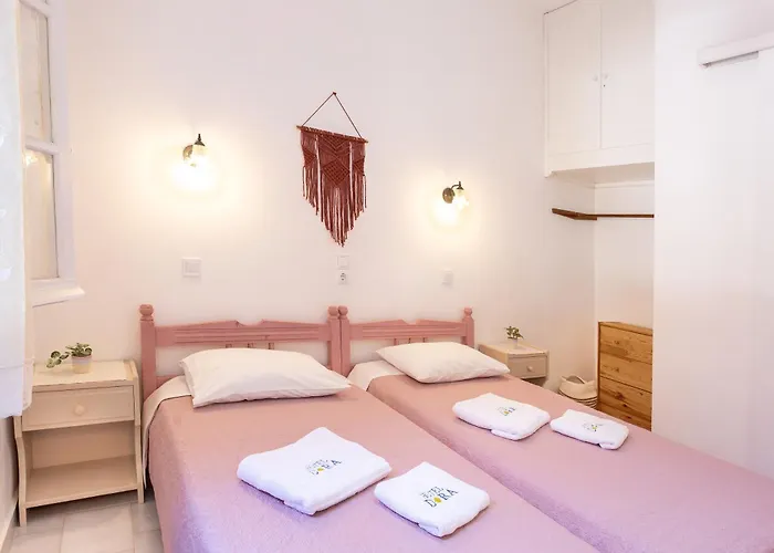 Lägenhetshotell Dora's & Mégas Yialós-Nítes