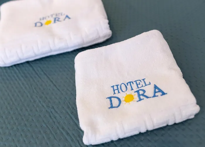 Dora's & Lägenhetshotell 2*