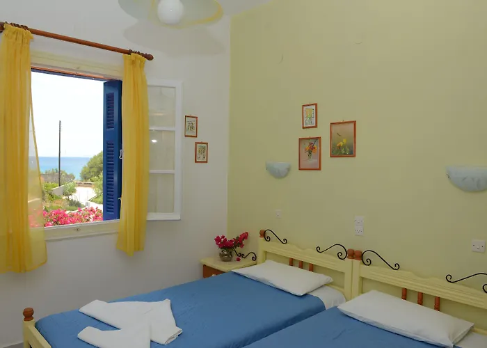 Lägenhetshotell Dora's & Mégas Yialós-Nítes