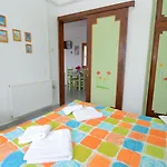Dora's & Aparthotel 2*