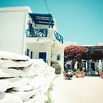 Aparthotel Dora's & 2*
