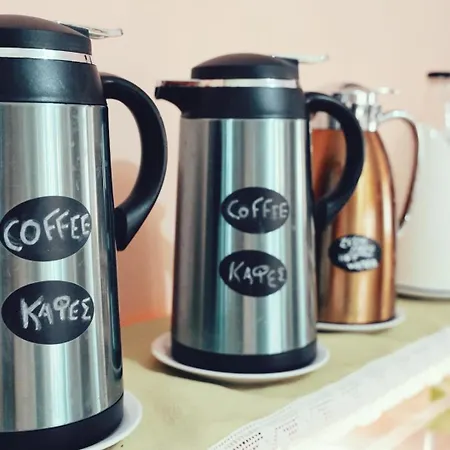 شقة فندقية Dora's & 2*