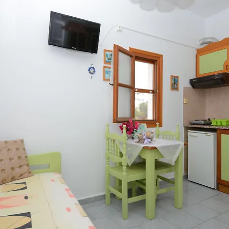 Dora's & شقة فندقية 2*