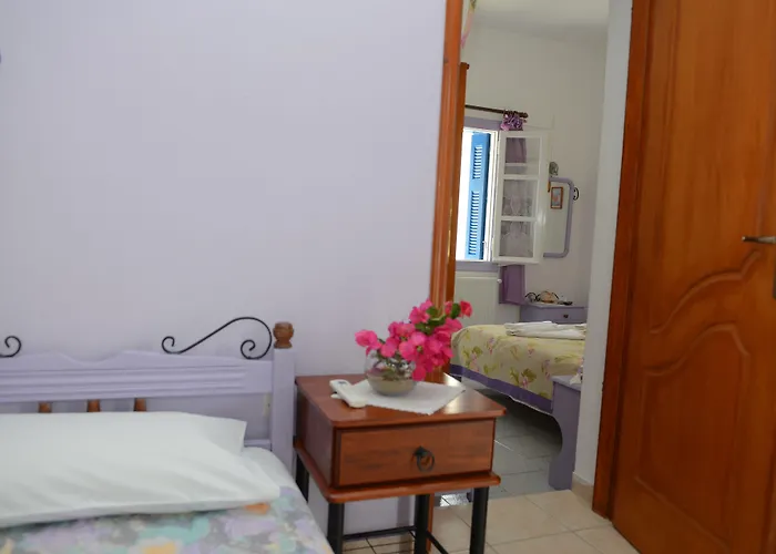 アパートホテル Dora's & 2*