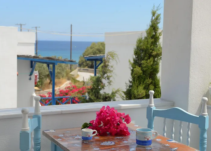 Dora's & アパートホテル 2*